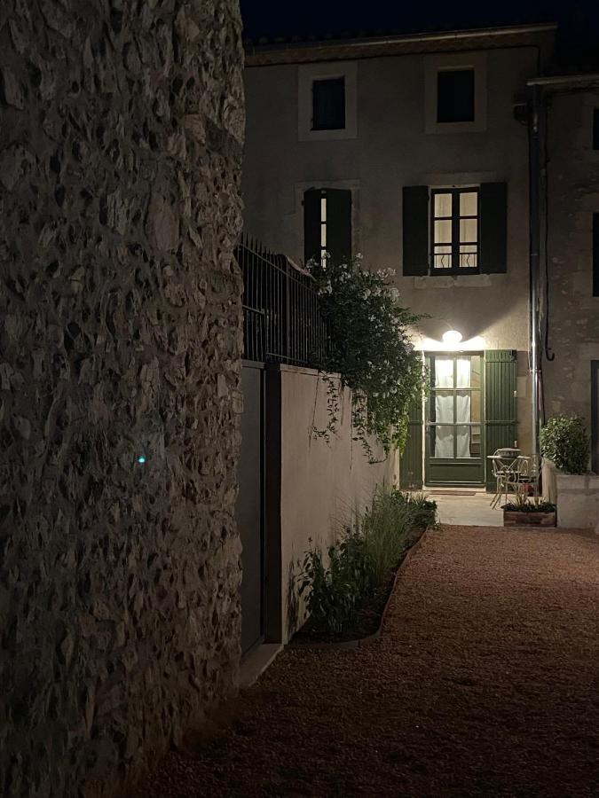 Le jardinet de Rosa Maison de village Eygalières Extérieur photo