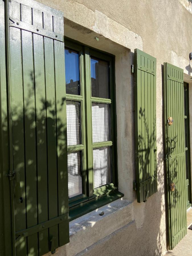 Le jardinet de Rosa Maison de village Eygalières Extérieur photo