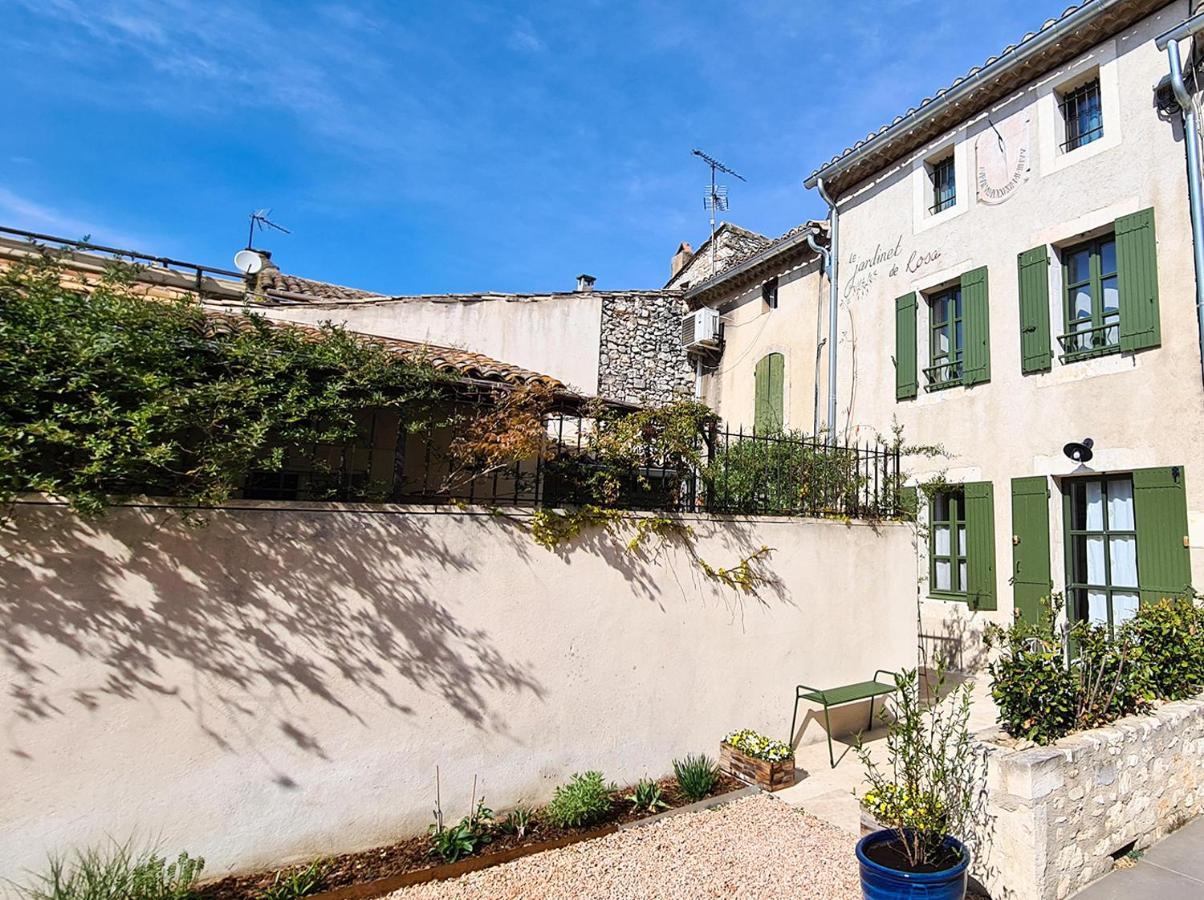 Le jardinet de Rosa Maison de village Eygalières Extérieur photo
